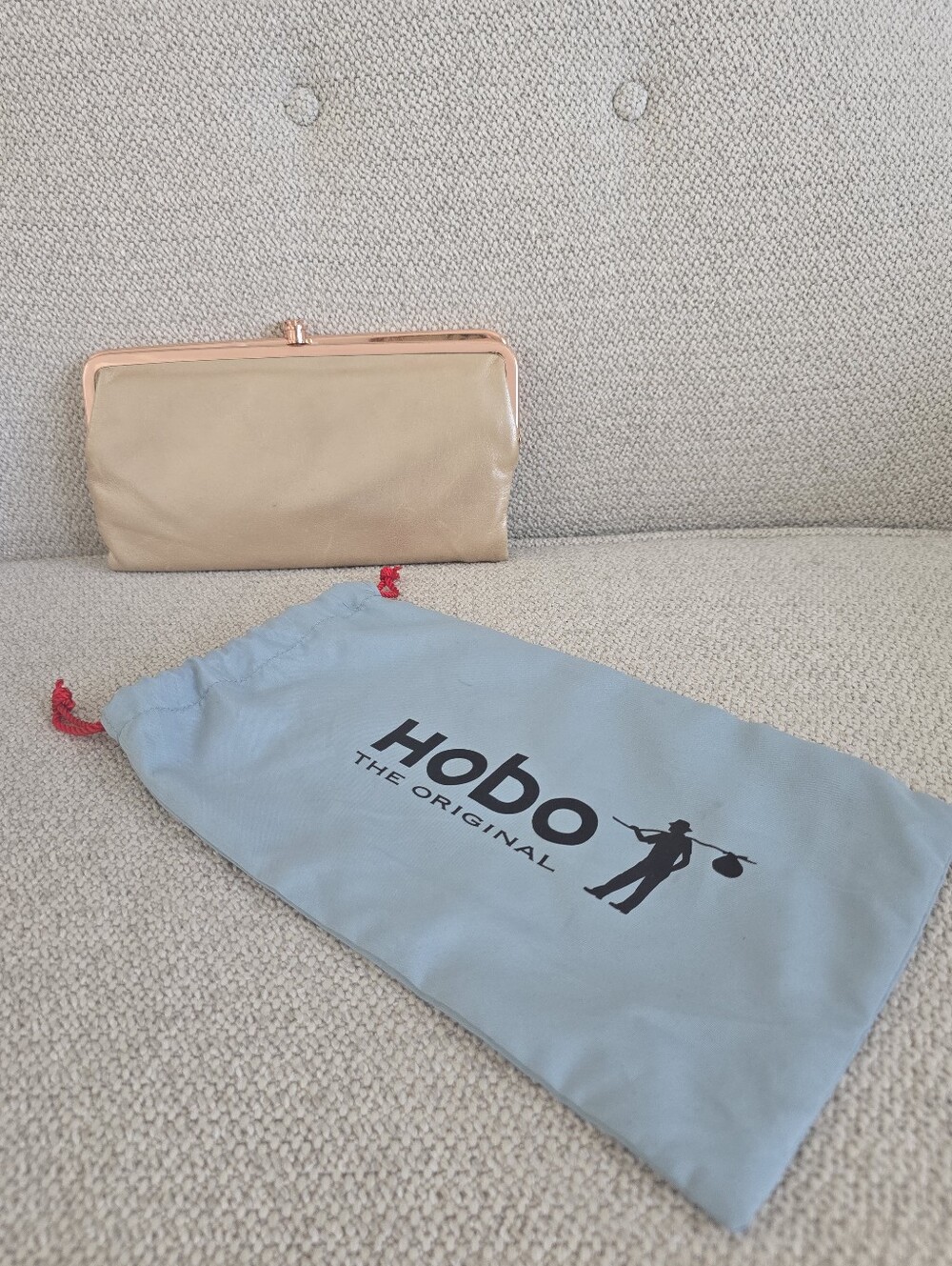 HOBO Double Kisslock Clutch Wallet - Shimmer Pearl Pink / Rose Gold Hardware - Picture 9 of 9